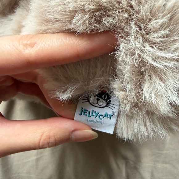 Jellycat Bo Bigfoot Plush - Picture 3 of 3